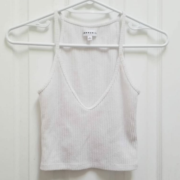 Artizia Community Cropped Ribbed V Neck Top